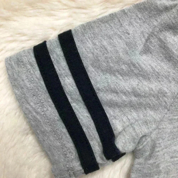 Hudson Hooded T-Shirt Grey & Black Size 3T - Picture 4 of 16